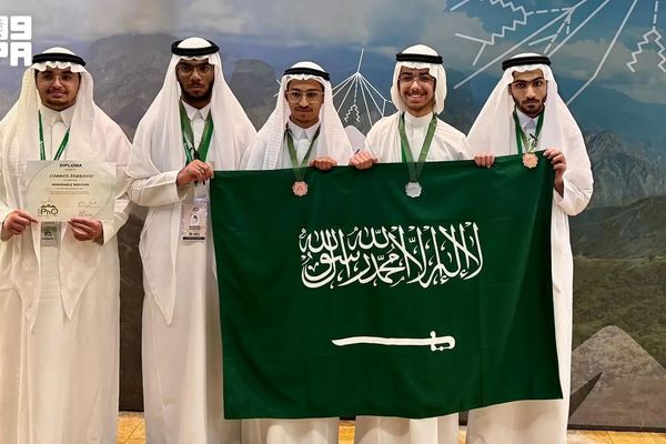 المنتخب يحقق 5 جوائز في أولمبياد الفيزياء الدولي