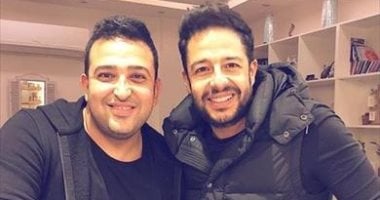 حماقى يطرح 3 أغنيات بتوقيع تامر حسين بالبوم "سمعونى"