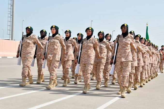 فتح باب التطوع بالخدمة العسكرية للنساء