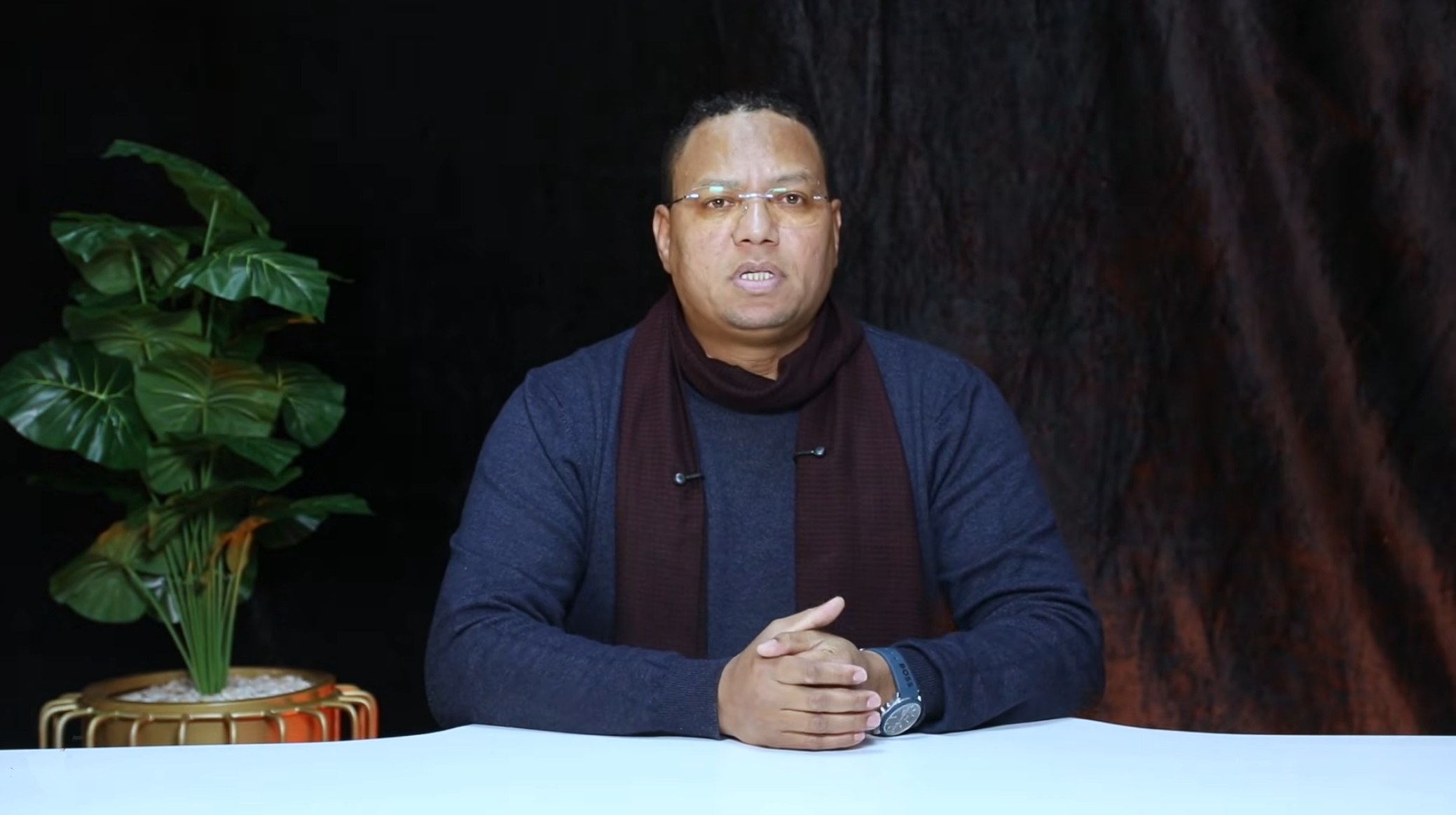 لغروس لبنكيران: كفى من “الحكرة” وأكل لحوم الناس.. ولن نكون لقمة سائغة لتبلعنا حنجرتك (فيديو)