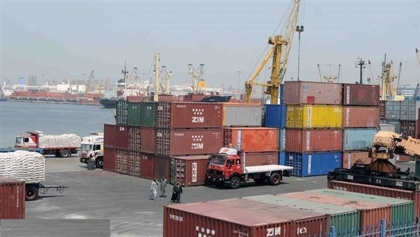 ضربة جمركية، كشف تلاعب شركة مستلزمات طبية وتحصيل 7 ملايين جنيه بعد التصالح