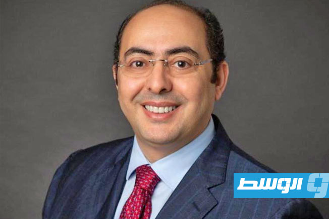 خبير مالي: السوق الموازية للدولار باتت تتحكم في أسعار جميع السلع
