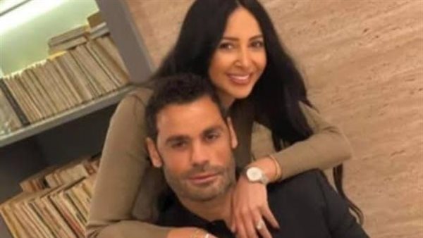 محمد عبد المنصف يكشف سبب إخفاء زواجه 7 سنوات: «خايف على مشاعر لقاء»