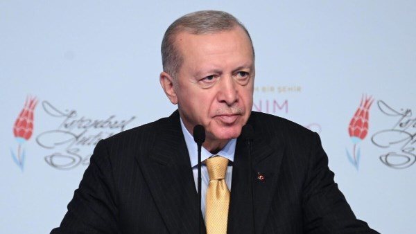 تركيا تستعد للمواجهة .. رجب طيب أردوغان يلوّح بتدخل عسكري مباشر