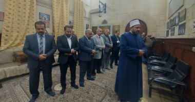 الأخوة في الوطن.. صلاة المغرب داخل الكنيسة الأسقفية بالإسكندرية