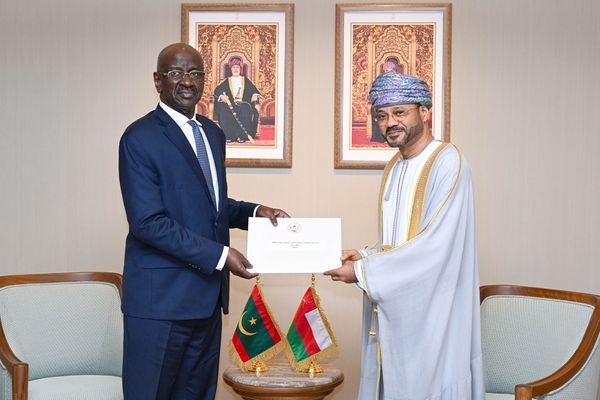 جلالةُ السُّلطان يتلقّى رسالةً خطيّةً من الرئيس الموريتاني
