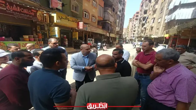 نائب المحافظ يتابع ميدانيا الموقف التنفيذي لمشروع الصرف الصحي بمنطقة المتربه بمركز أوسيم