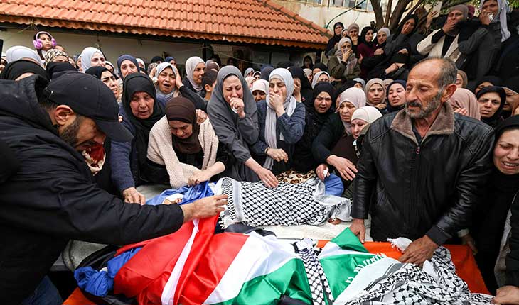 وحدة إسرائيلية خاصة تعدم أبا وزوجته وطفليهما في طمون