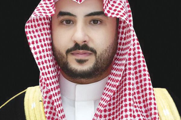خالد بن سلمان يتلقى اتصالات من وزراء دفاع أستراليا والسويد وفرنسا