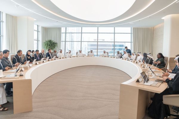 "الموانئ والجمارك" بدبي تلتقي ممثلي شركات الملاحة العالمية وجمعيات الشحن لتعزيز استمرارية سلاسل الإمداد