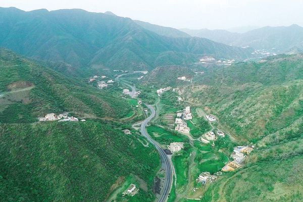 عسير وجهة سياحية تجمع بين الاستجمام والمغامرة والاكتشاف الثقافي