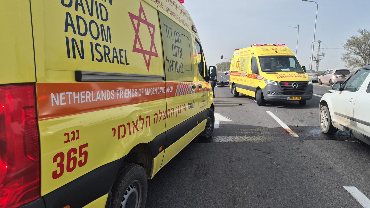 جنوبيّ البلاد: مصرع سائق دراجة نارية (30 عامًا) من جرّاء حادث طرق مروّع وقع على شارع 25