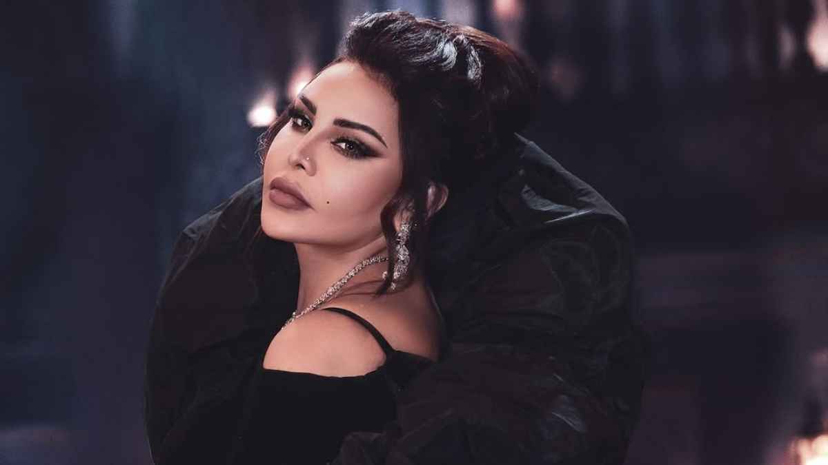 أحلام الشامسي تتكفل بتربية طفل طباخها الهندي في منزلها