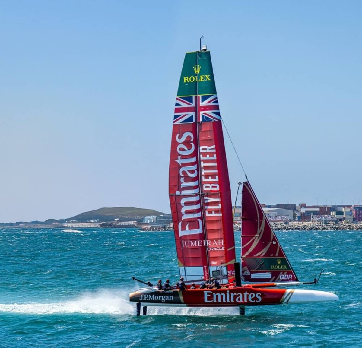 «جميرا» تنضم إلى فريق «الإمارات بريطانيا» لسباقات «سيل جي بي» شريكاً عالمياً