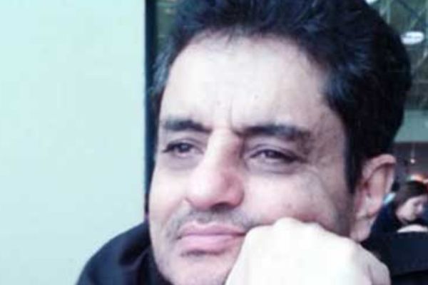 مايو خارج الزمن