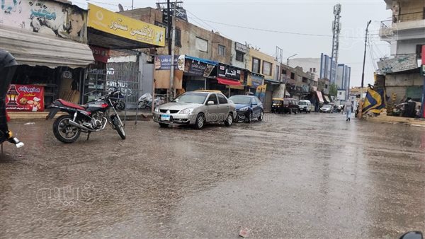 أمطار غزيرة على الإسماعيلية والدفع بسيارات شفط المياه (فيديو وصور)