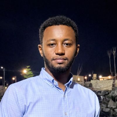 إلى أستاذنا البروفيسور قرشي محمد علي