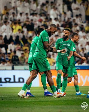 الأهلي يتغلب على التعاون بثنائية