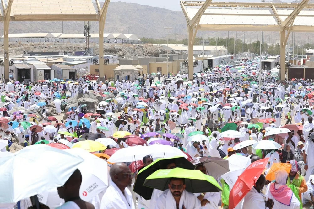 «الصحة» للحجاج: أبقوا في مخيماتكم حتى «الرابعة» عصراً