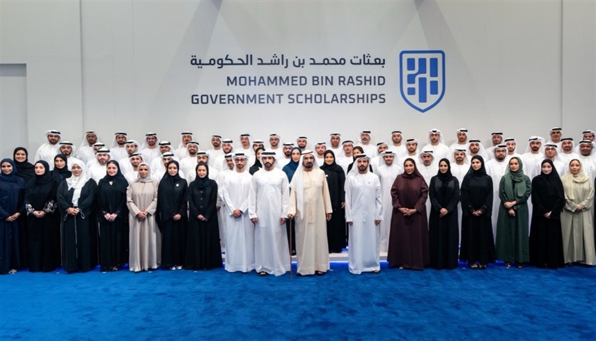 محمد بن راشد: المعرفة نقلتنا من بساطة الصحراء إلى عمق الفضاء
