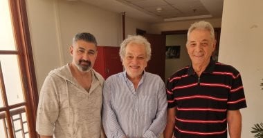 ياسر جلال بعد زيارة دار إقامة كبار الفنانين: أسعد أيام حياتى