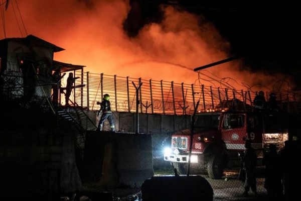 400 قتيل في غارات باكستانية على أفغانستان