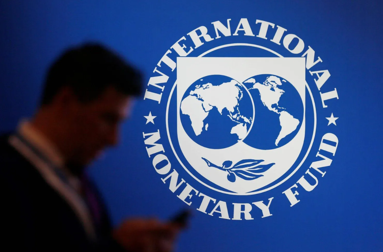 صندوق النقد الدولي يتوقع 2.5 مليار دولار صافي دخل في 2026 رغم الضبابية الاقتصادية
