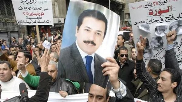 نقابة الصحفيين تكرم أرملة الزميل أحمد محمود شهيد ثورة يناير