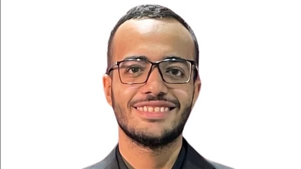 طالب بهندسة القاهرة يفوز بالمركز الأول عالميًا في جائزة تشارلز ماين للقيادة