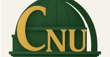 ضبط حالات غش امتحانات بجامعة القاهرة الأهلية.. وإحالة 12 طالبا لمجلس التأديب