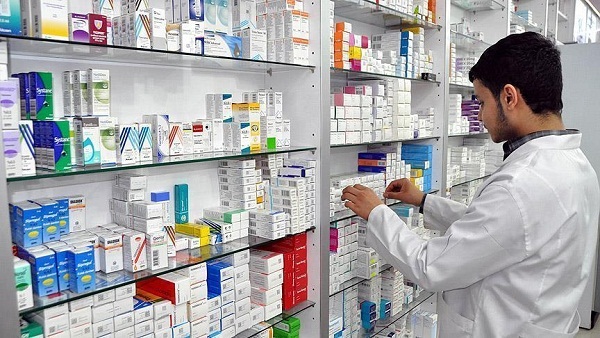 تقرير رسمي: كثافة الصيدليات تتجاوز المعايير العالمية.. و%70 منها على حافة الإفلاس