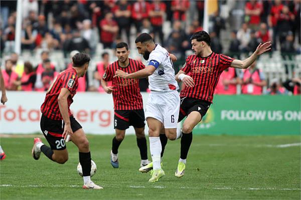 اتحاد العاصمة يقصي آسفي ويضرب موعدا مع الزمالك في نهائي الكونفدرالية
