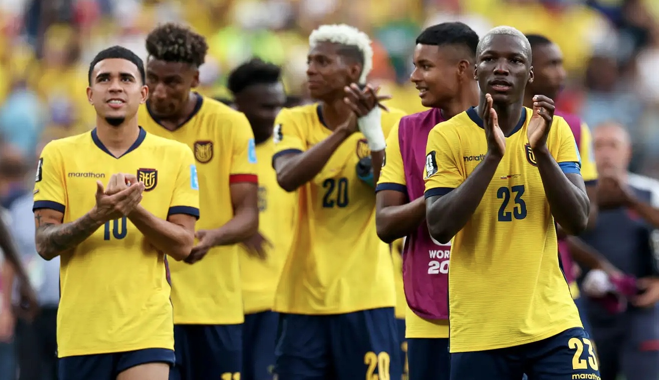 قرار استثنائي لرئيس الإكوادور بعد الفوز على ألمانيا