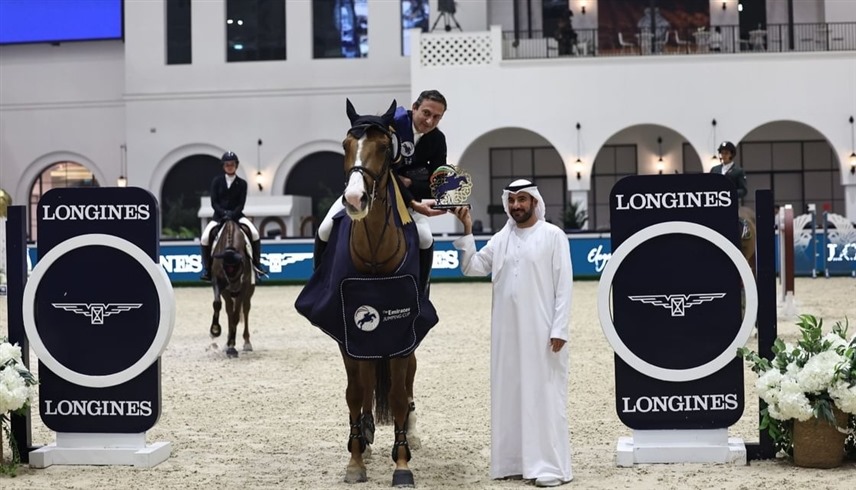 الفارس برين يحرز جائزة "ساحة الخيل" بكأس الإمارات لقفز الحواجز