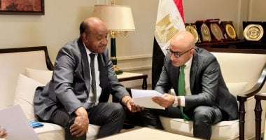 وزير التربية والتعليم يبحث مع مسئولى منظمة اليونسكو تعزيز التعاون