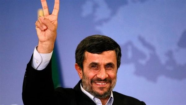 بعد شائعة مقتله، صدور بيان رسمي عن الرئيس الإيراني الأسبق محمود أحمدي نجاد