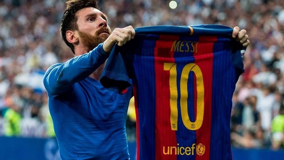 ميسي يستعد للعودة إلى برشلونة