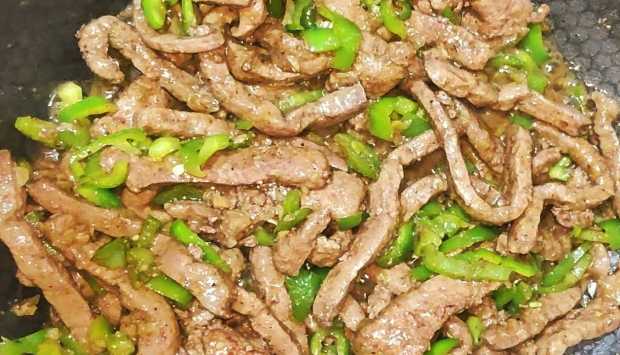 للحصول على طعم مثالي.. خطوات تحضير الكبدة الإسكندراني