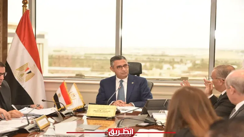وزير التموين: مخزون آمن من السلع الأساسية يكفي لعدة أشهر