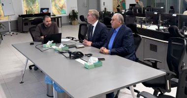 وزير البترول يزور مركز التحكم بالشبكة الغاز للاطمئنان على انتظام الإمدادات