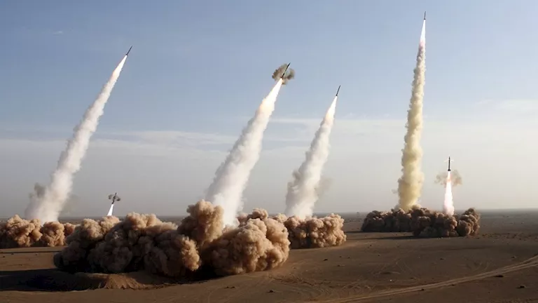 إيران تُعلن تنفيذ الموجة الـ35 من عملية "الوعد الصادق 4"