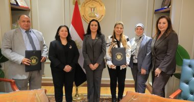 وزيرة التضامن: دعم الجمعيات الأهلية في تمويل المشروعات الصغيرة ومتناهية الصغر