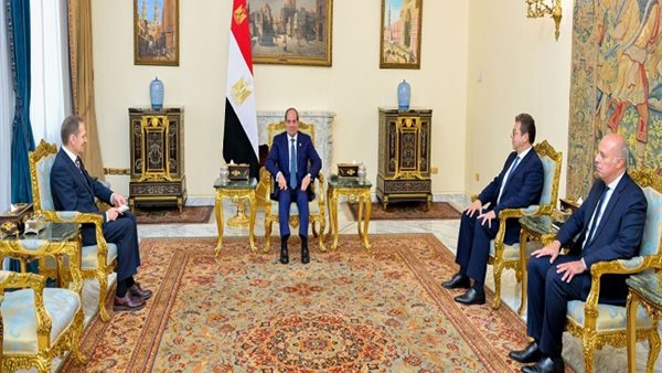 تفاصيل لقاء السيسي ورئيس جهاز الاستخبارات الخارجية الروسية (فيديو)