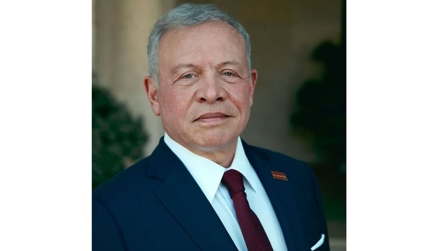 الملك يغادر إلى لندن للقاء ستارمر وترؤس جولة من مبادرة "اجتماعات العقبة"