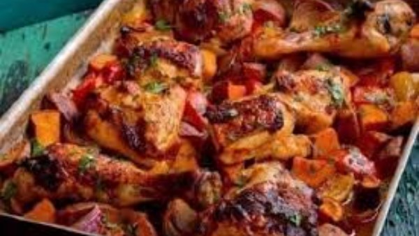 مغذي وشهي .. طريقة عمل طاجن التورلي بالدجاج فى الفرن