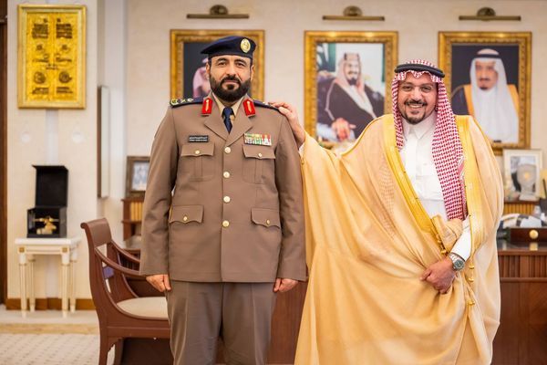 فيصل بن مشعل يقلّد العنزي رتبة لواء ويتسلّم تقرير ملتقى إدارة الحشود