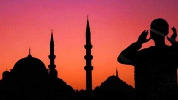 مواقيت الصلاة اليوم الجمعة 17 - 4 - 2026 في القاهرة والمحافظات