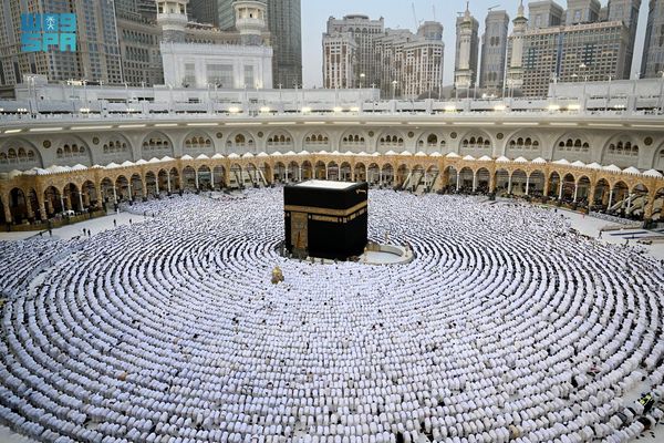إمام الحرم: العيد ثمرة للطاعة ومناسبة للتسامح وصلة الأرحام