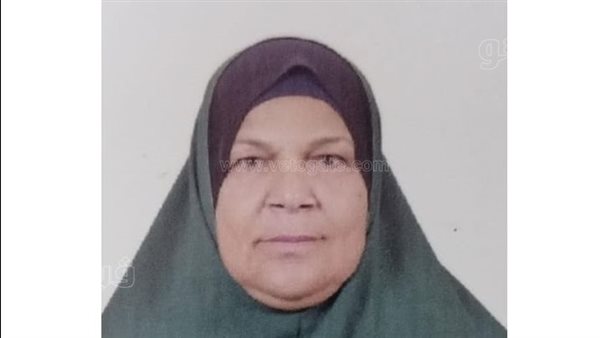 رحلة كفاح صنعت طبيبين، الأم المثالية ببني سويف: الحمد لله تعبي ما راحش هدر