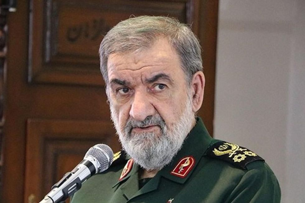 المرشد الأعلى الإيراني يعيّن قائد الحرس الثوري السابق مستشارا عسكريا